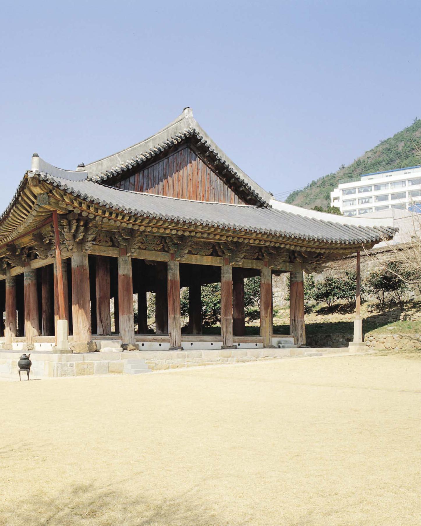 El Jinnamgwan antes de la restauración de 2015–2025