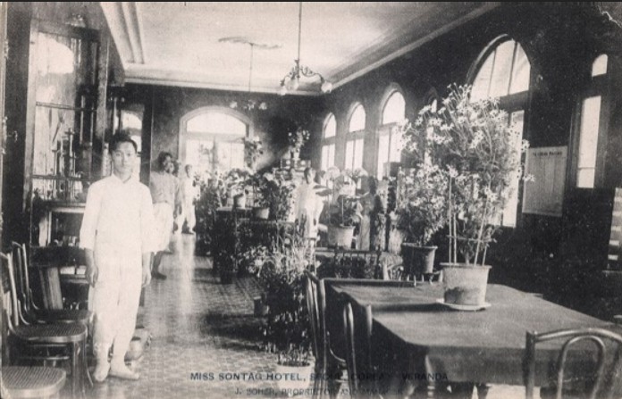 Primera cafetería en Corea en el Hotel Sontag.